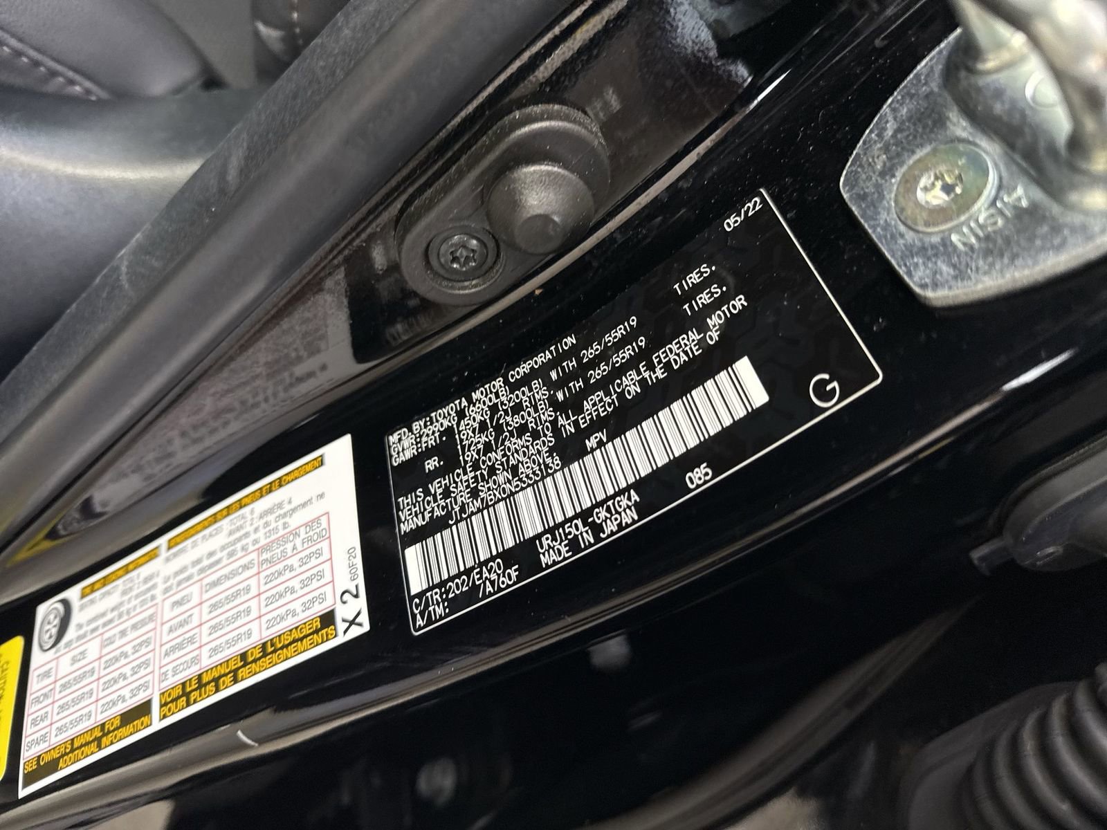 Used 2022 Lexus GX 460 Premium w/ Accessory Package AWD/4WD image 39