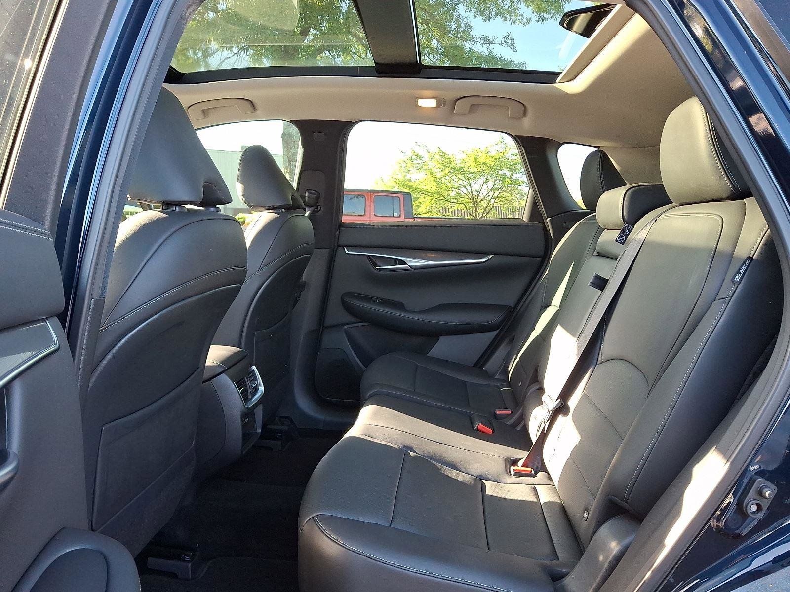 Used 2024 INFINITI QX50 Luxe w/ Accent Package image 10