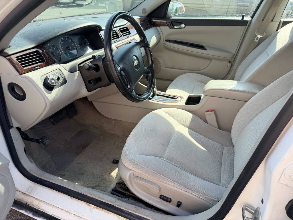 Used 2006 Chevrolet Impala LT FWD image 8