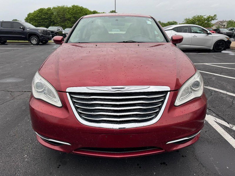 Used 2014 Chrysler 200 Touring FWD image 9