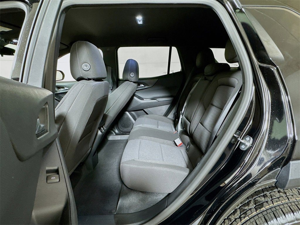 New 2026 Chevrolet Equinox LT image 13