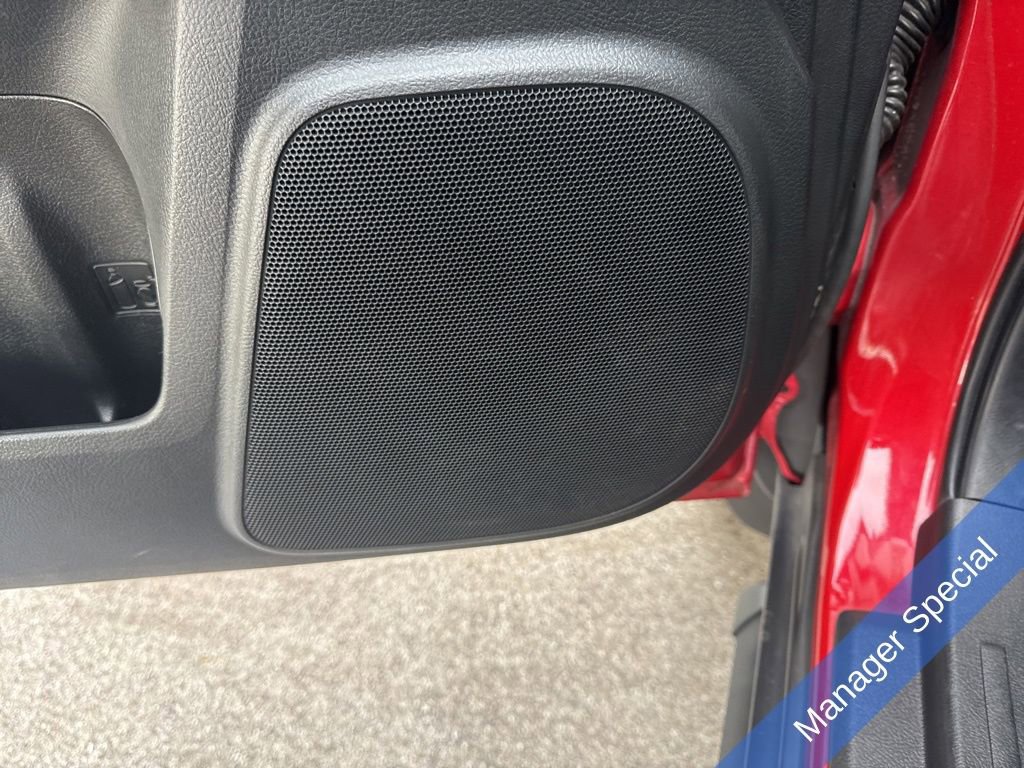 Used 2023 Toyota 4Runner SR5 image 16