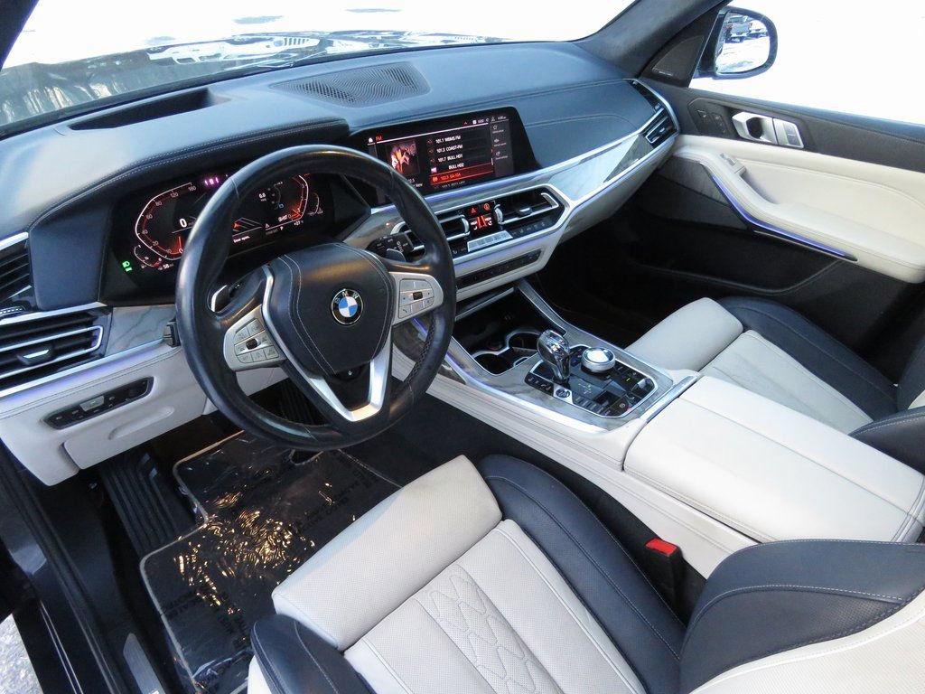 Used 2019 BMW X7 xDrive50i w/ Executive Package image 11