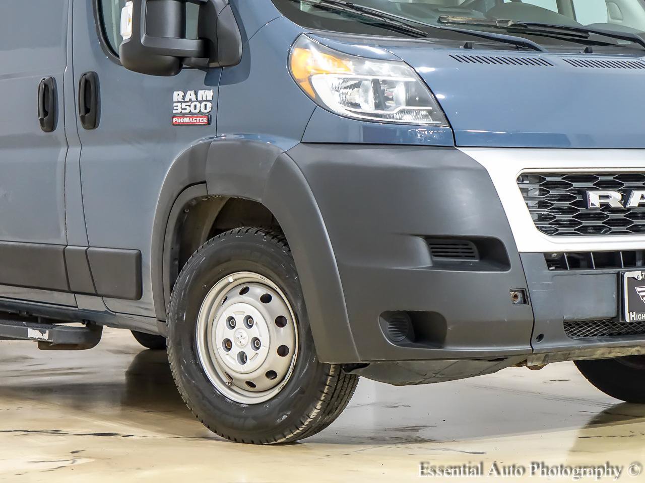 Used 2019 RAM ProMaster 3500 FWD image 3