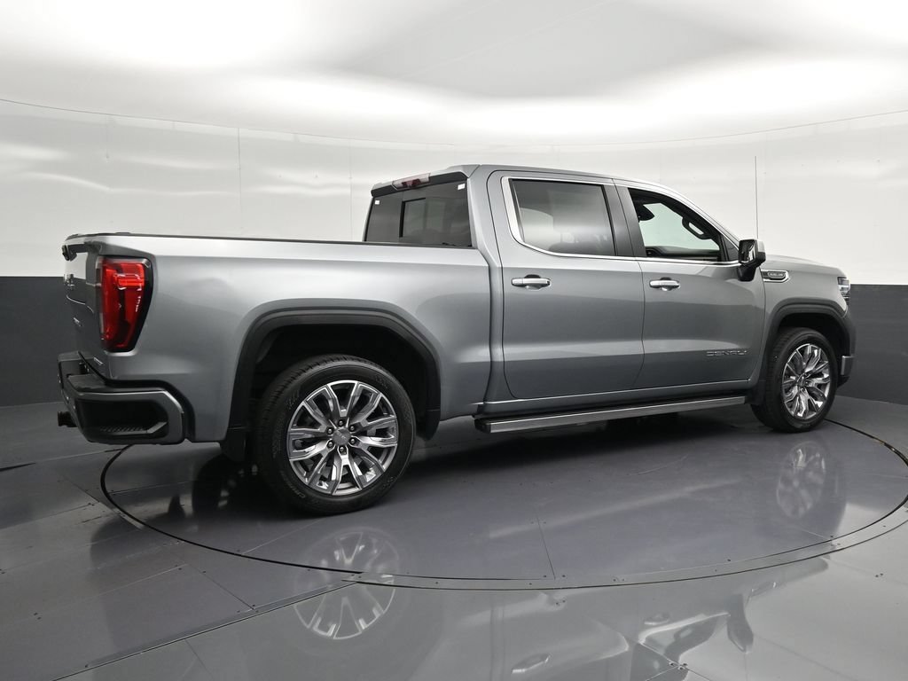 Used 2023 GMC Sierra 1500 Denali w/ Denali Reserve Package AWD/4WD image 3