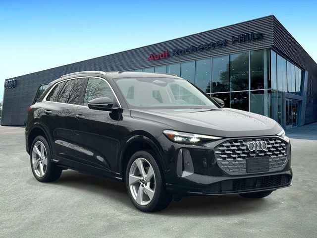 Certified 2025 Audi Q5 Premium w/ Premium Plus AWD/4WD image 7
