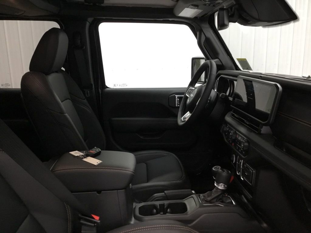 New 2026 Jeep Wrangler Sahara image 43