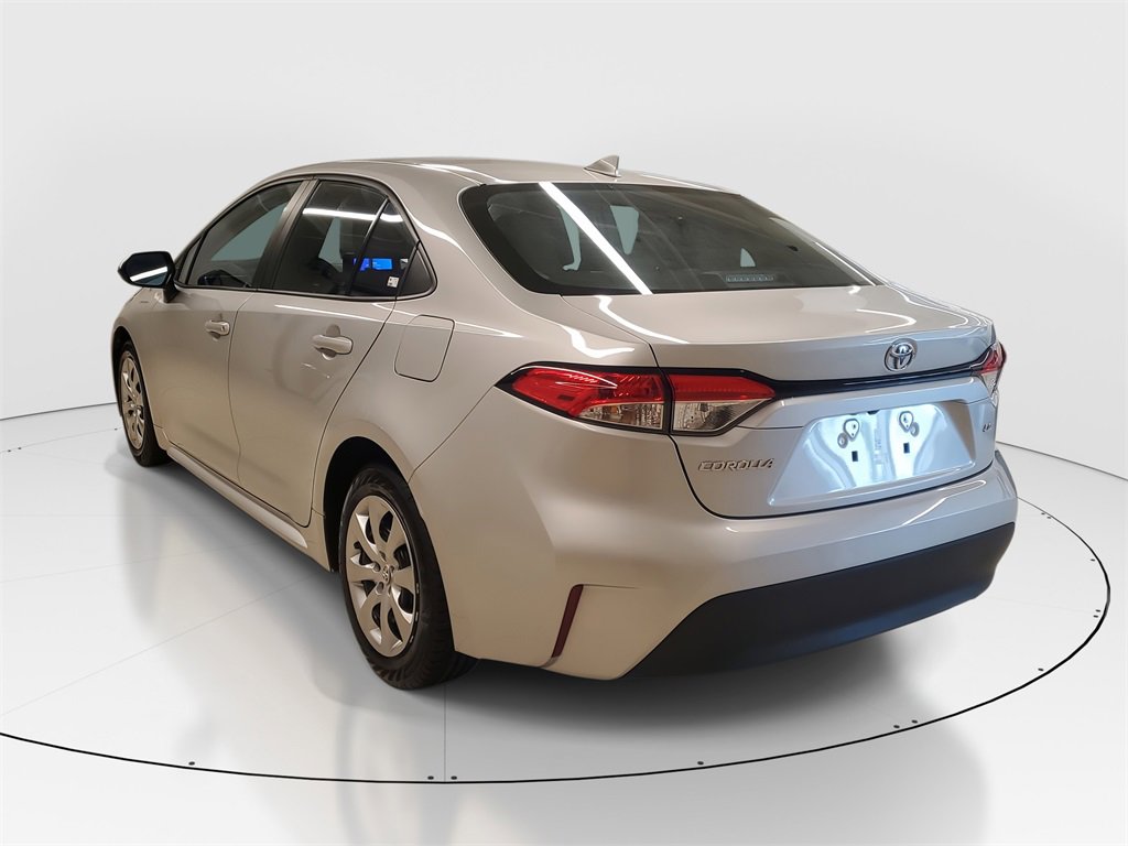 Used 2023 Toyota Corolla LE image 6