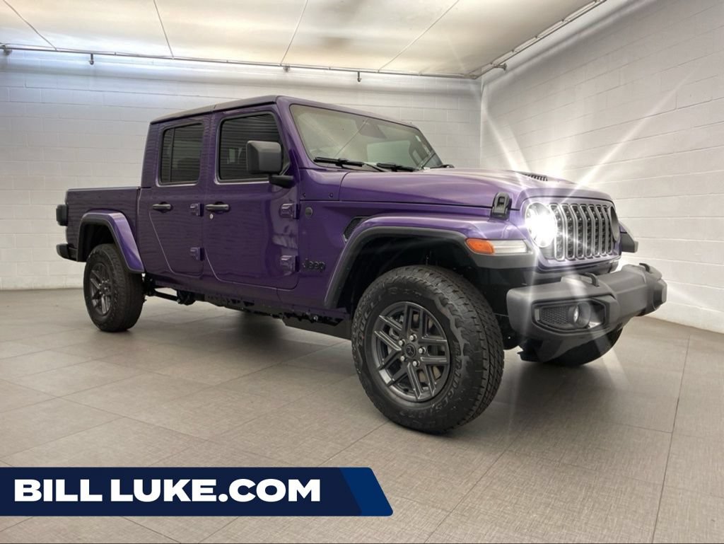 New 2026 Jeep Gladiator Sport AWD/4WD image 1