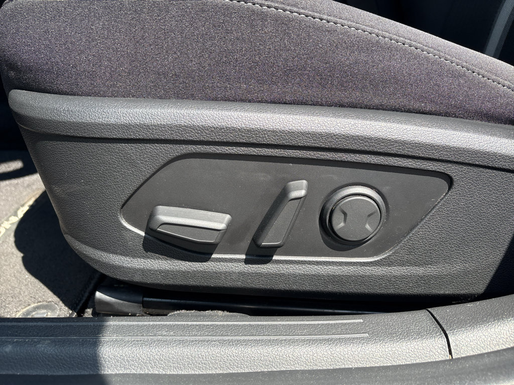 Used 2023 Hyundai Sonata SEL w/ Preferred Accessory Package FWD image 11