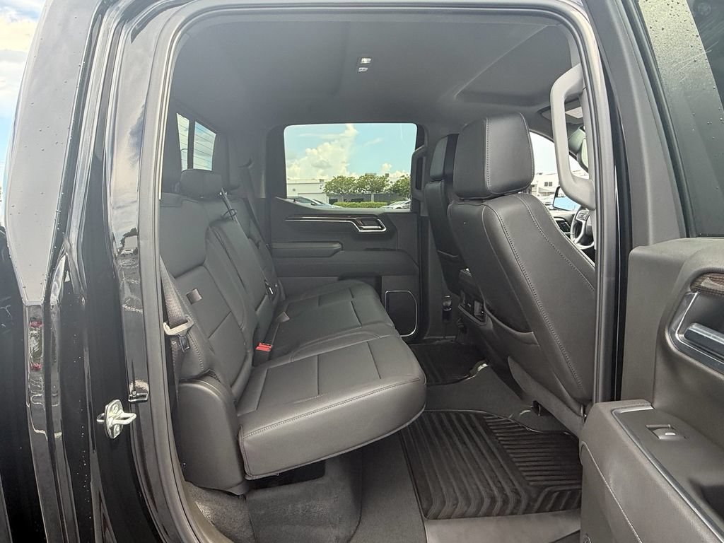 Certified 2025 Chevrolet Silverado 1500 RST w/ Convenience Package II AWD/4WD image 19