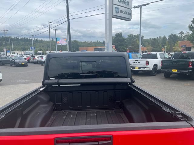 Used 2021 Jeep Gladiator Mojave AWD/4WD image 32