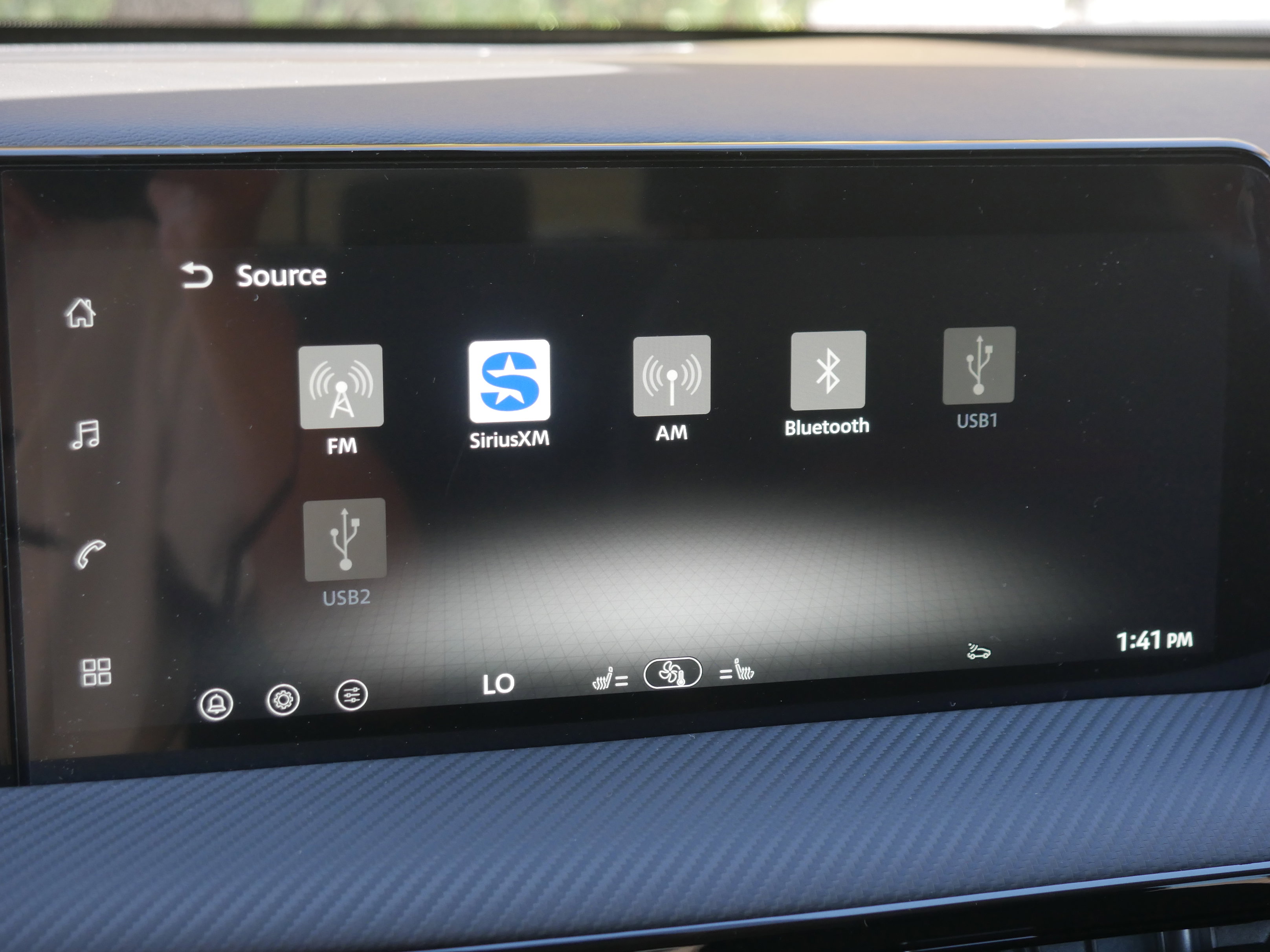 New 2026 Nissan Kicks SR w/ Cold Weather Package image 10