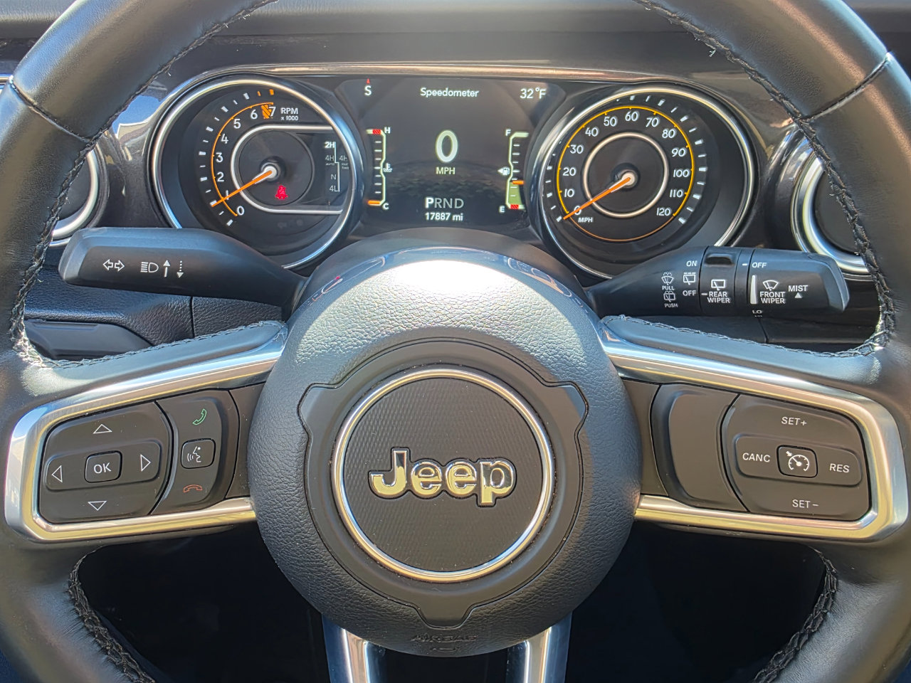 Used 2022 Jeep Wrangler Unlimited Sahara image 10