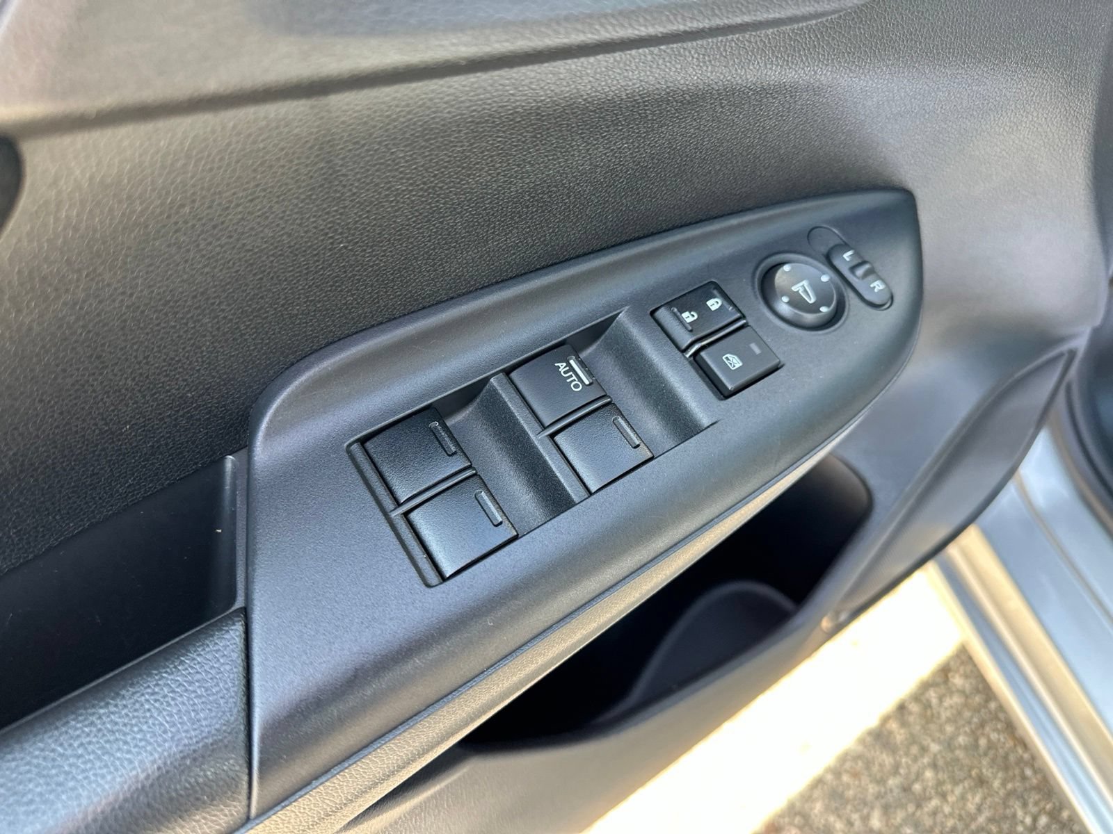 Used 2016 Honda Fit EX image 15