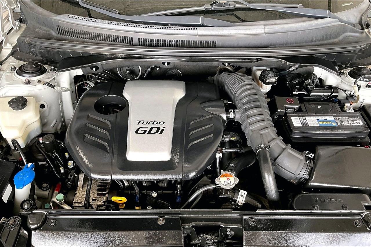 Used 2016 Hyundai Veloster Turbo w/ Option Group 04 image 8