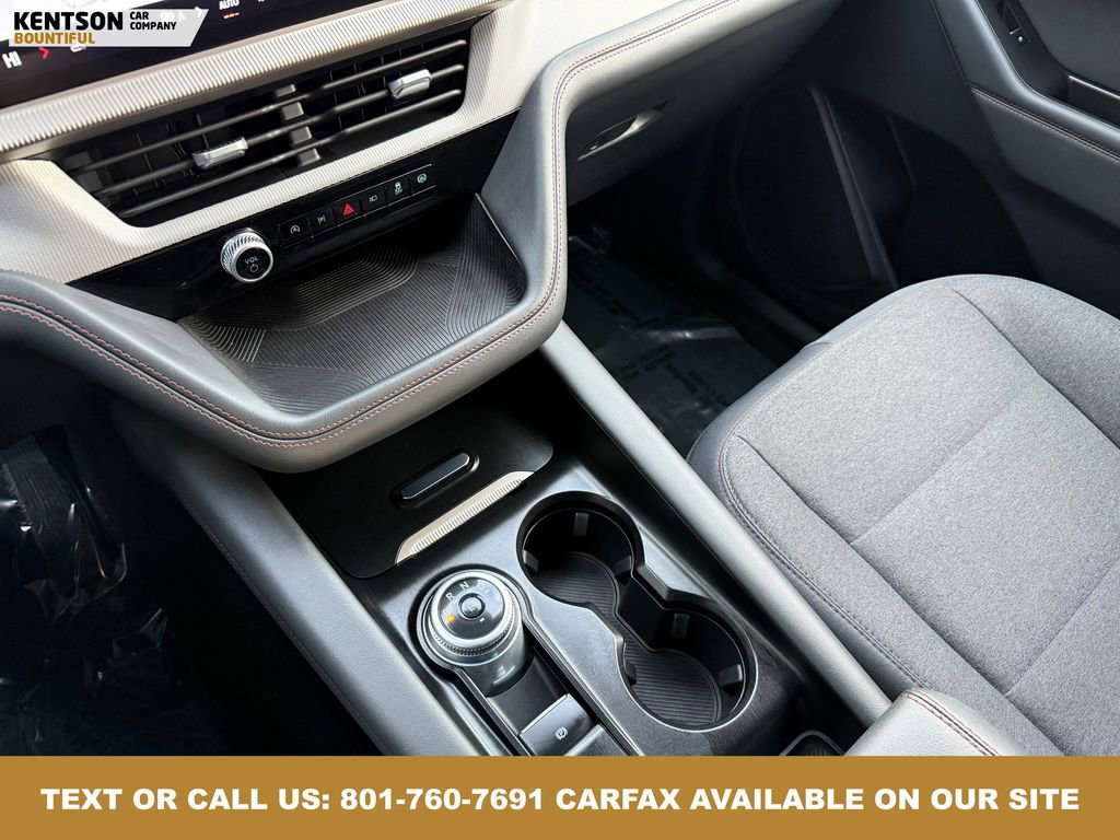 Used 2025 Ford Explorer Active image 19