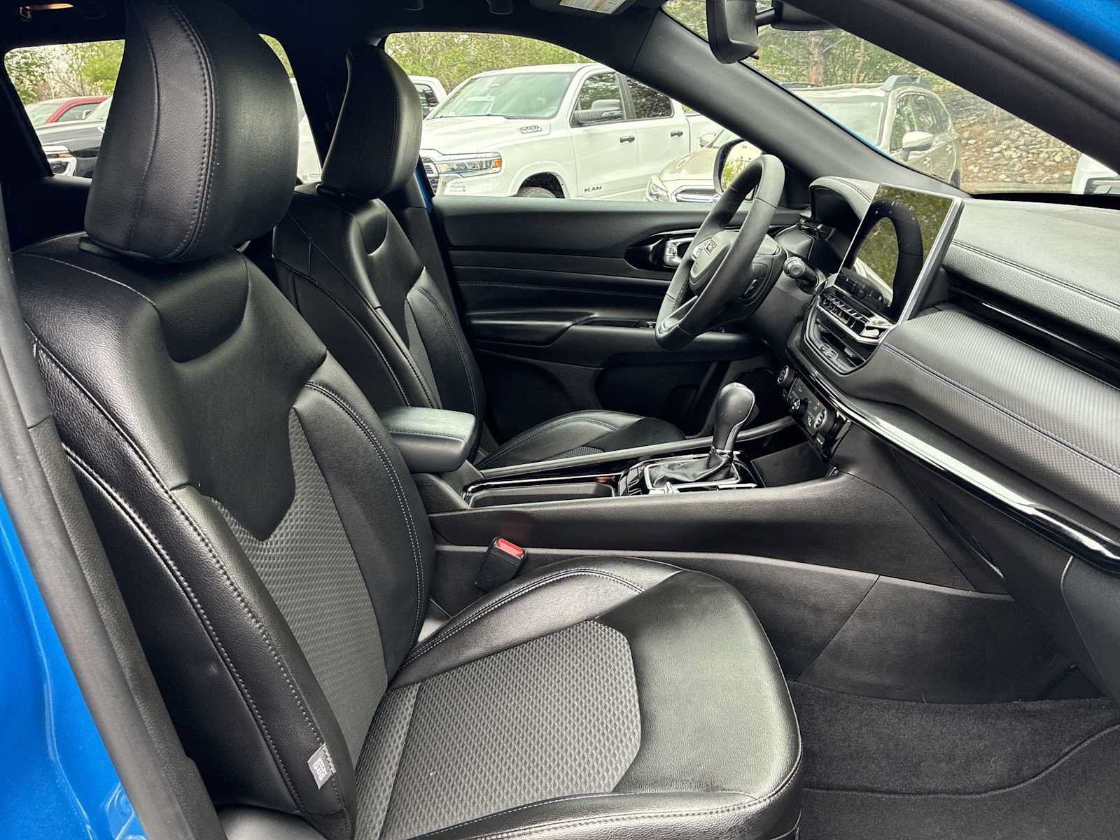 New 2026 Jeep Compass Latitude AWD/4WD image 24