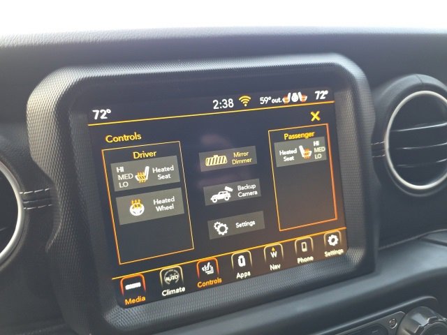 Used 2023 Jeep Wrangler Unlimited Sahara w/ Cold Weather Group image 24