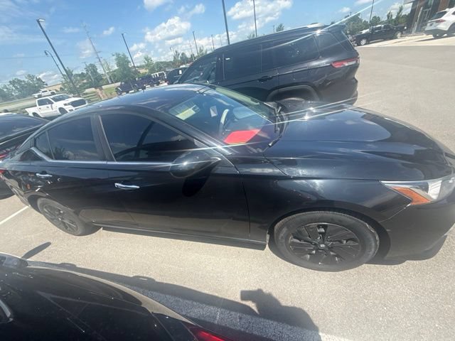 Used 2021 Nissan Altima 2.5 S FWD image 10