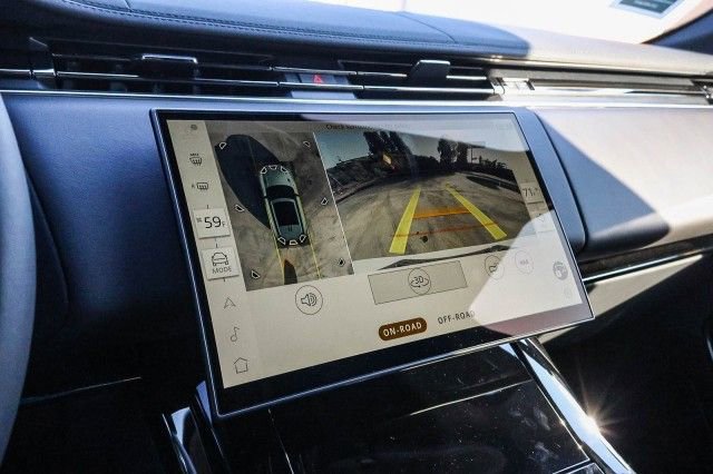 New 2025 Land Rover Range Rover Sport Dynamic SE image 36