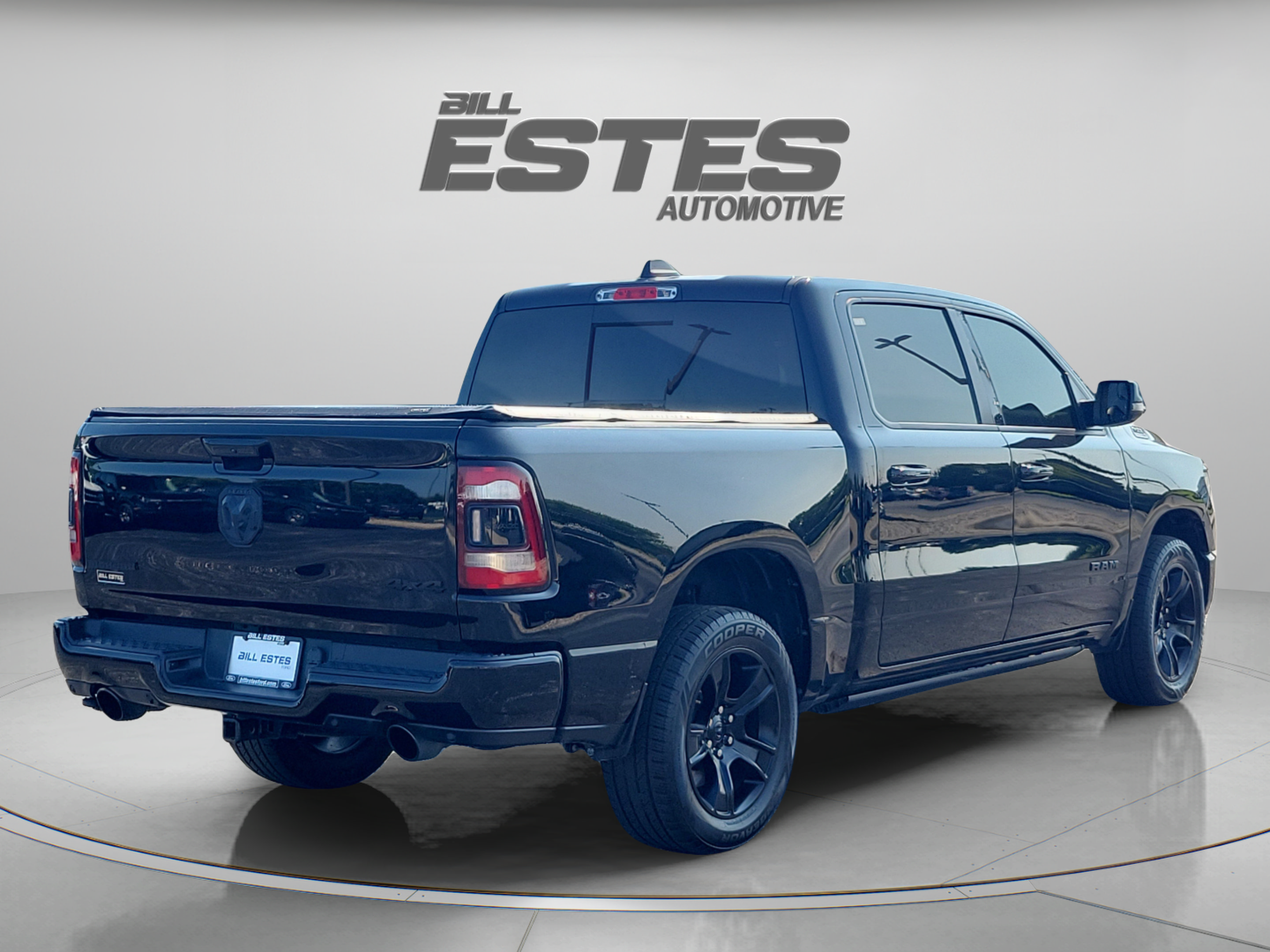 Used 2023 RAM 1500 Big Horn AWD/4WD image 4