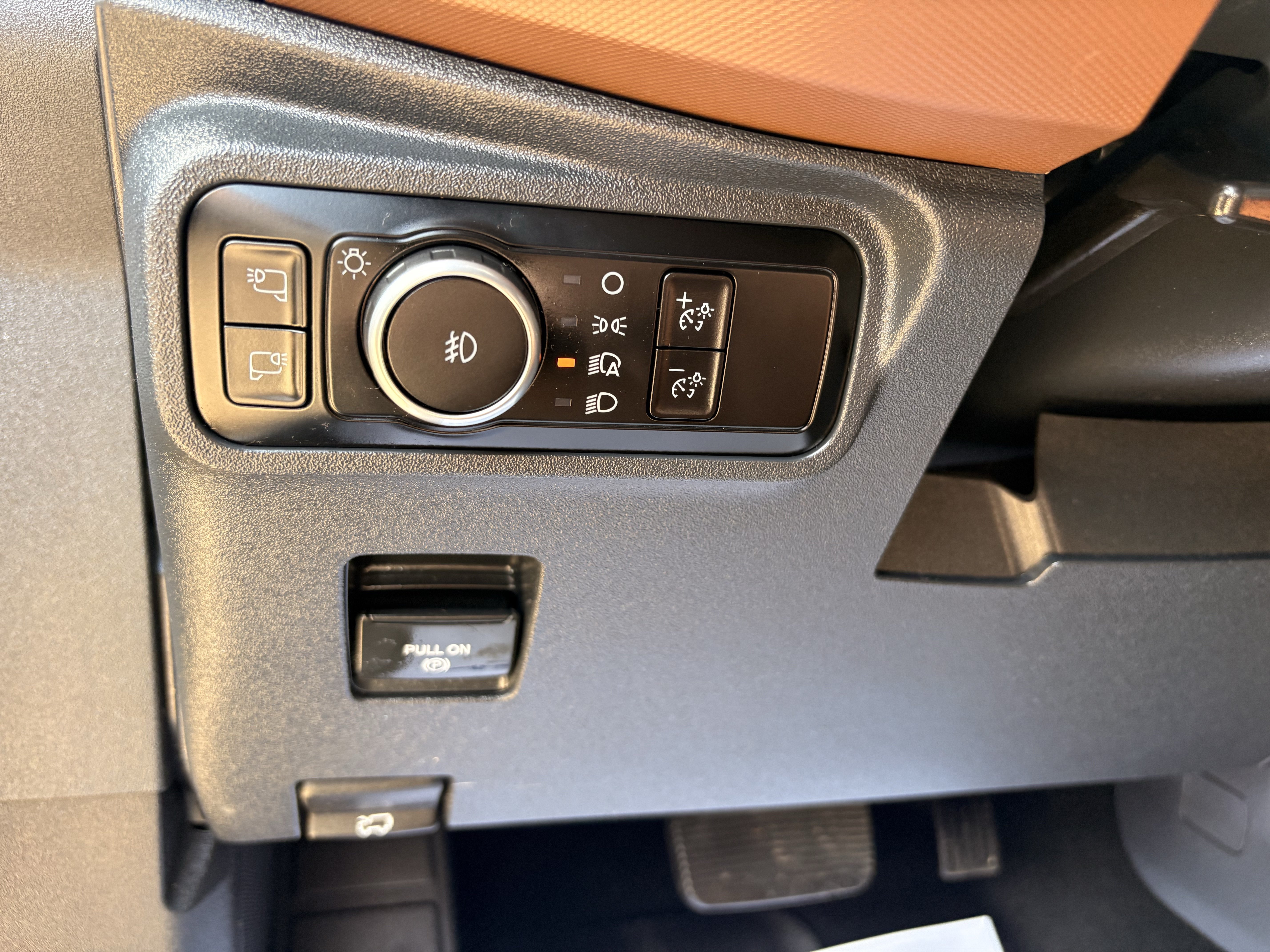 Used 2024 Ford Bronco Outer Banks w/ Sasquatch Package AWD/4WD image 13