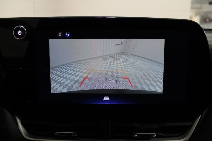 Used 2025 Chevrolet Equinox LT image 4