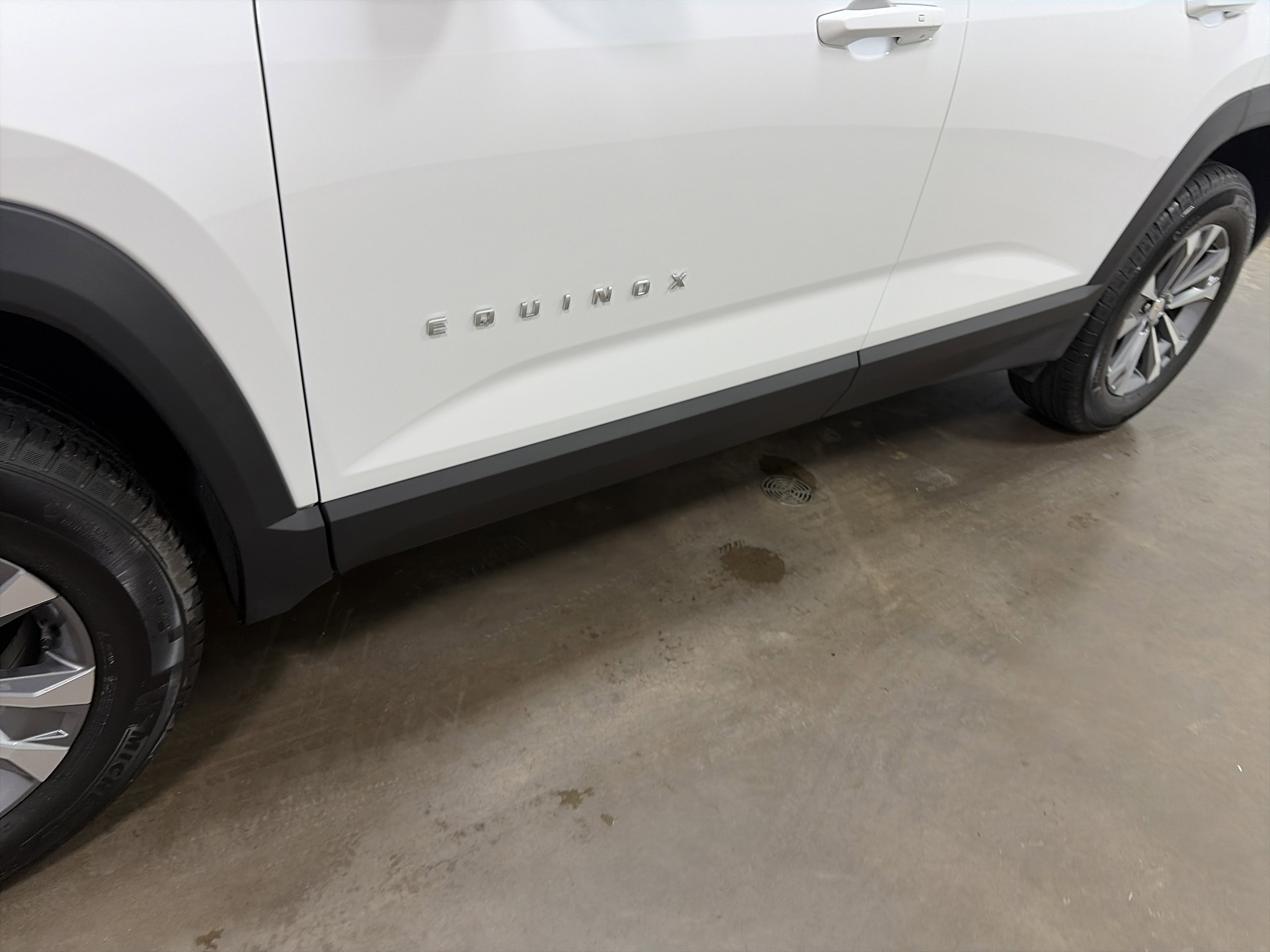 Used 2025 Chevrolet Equinox LT w/ Convenience Package II image 10