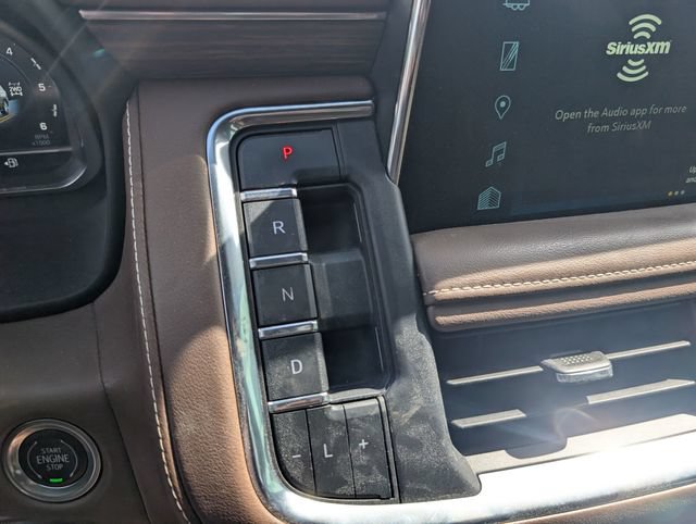 Used 2022 Chevrolet Tahoe High Country w/ Premium Package AWD/4WD image 20