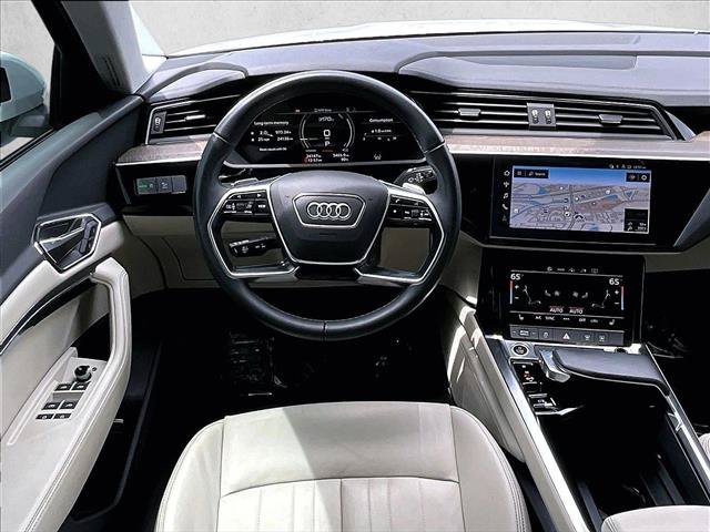 Used 2022 Audi e-tron Premium AWD/4WD image 7