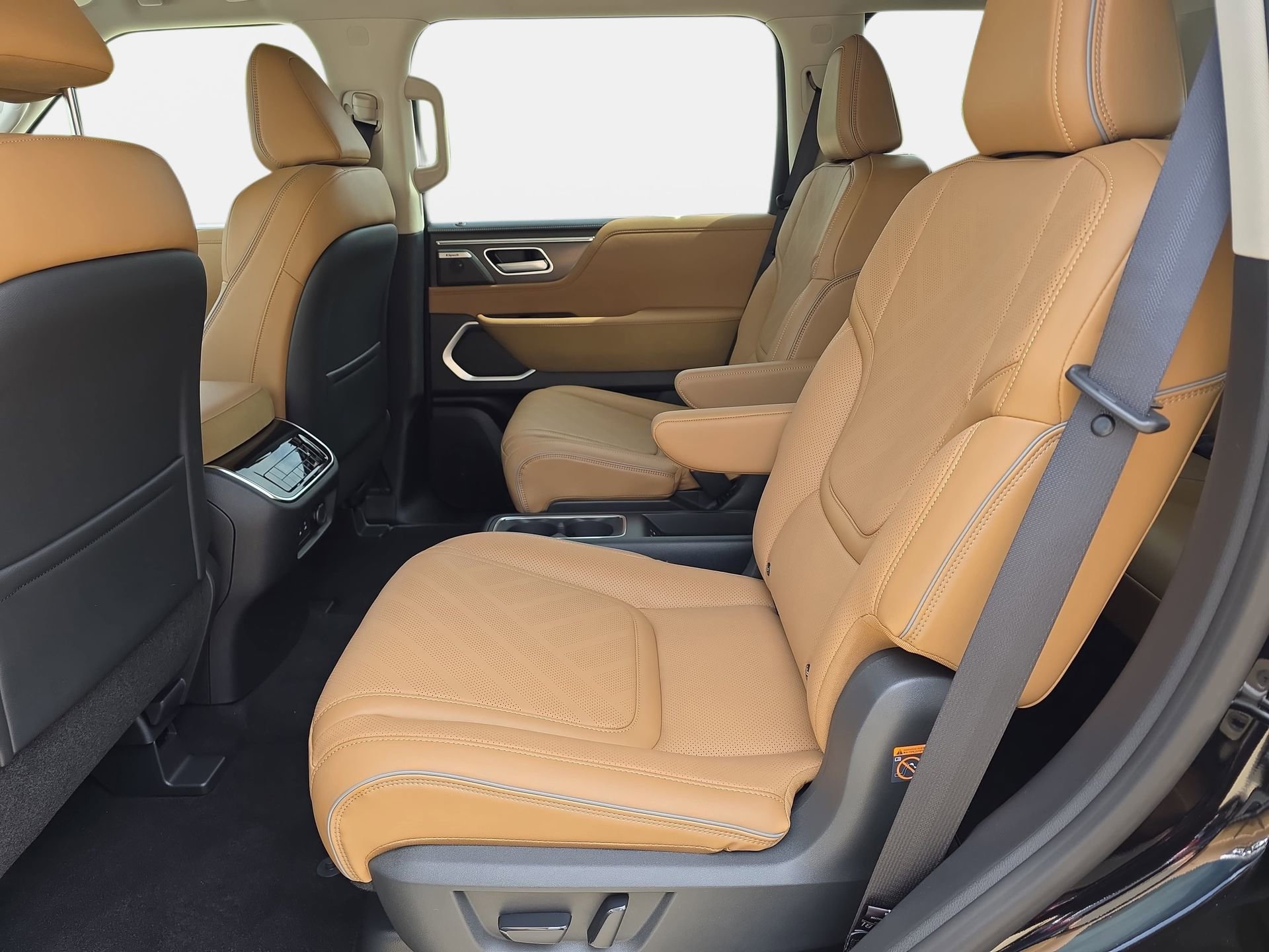 New 2026 INFINITI QX80 Luxe RWD image 14