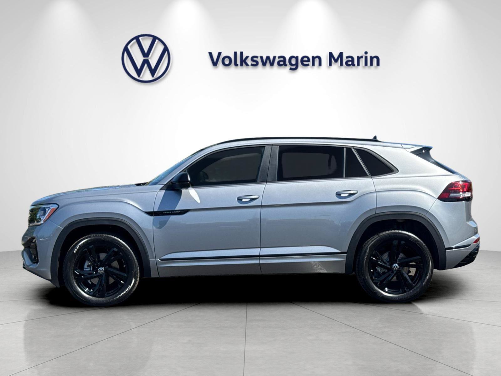 New 2026 Volkswagen Atlas Cross Sport SEL R-Line AWD/4WD image 2