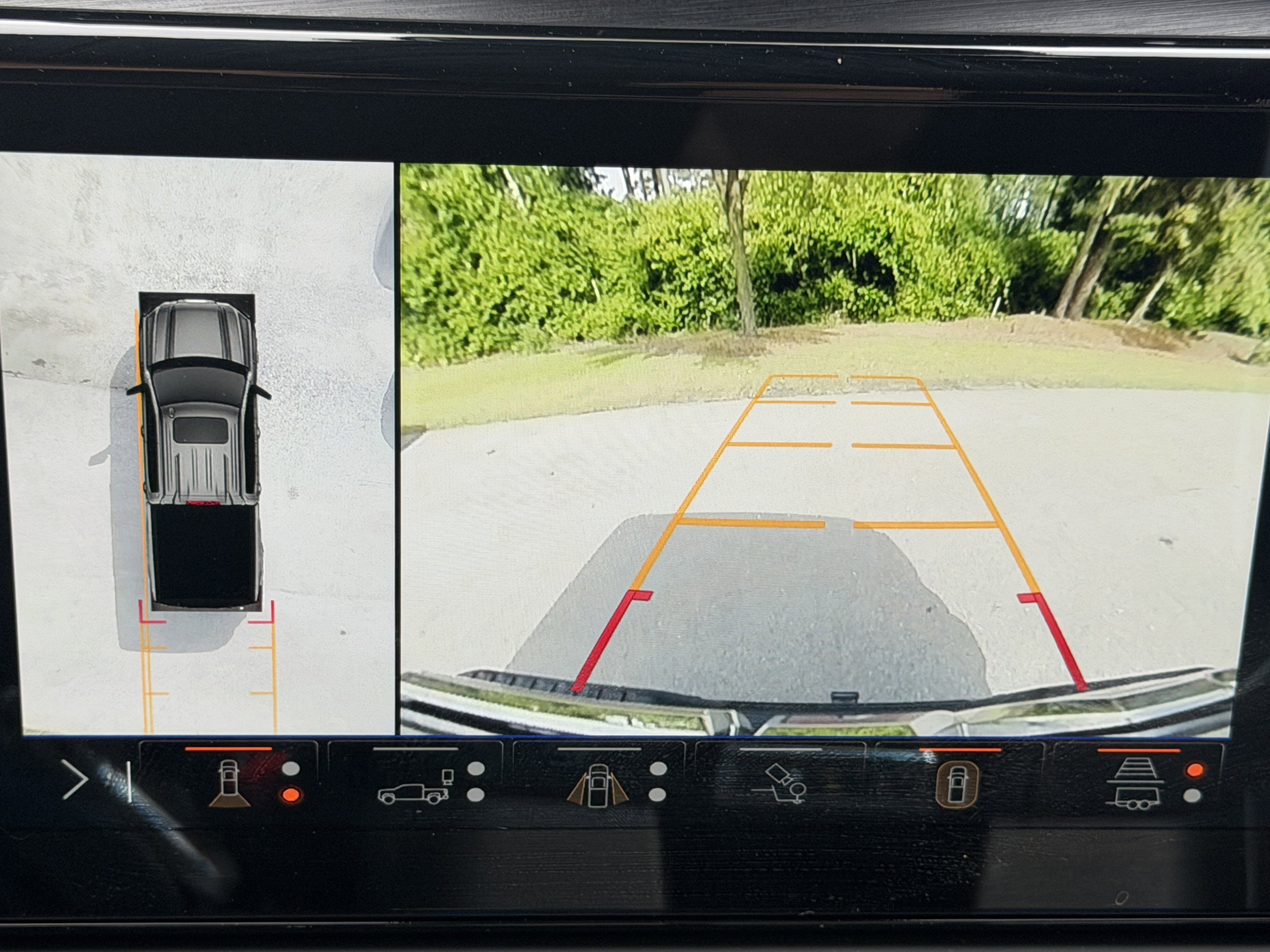 Used 2024 GMC Sierra 1500 AT4X AWD/4WD image 10