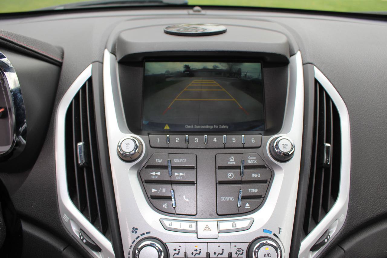 Used 2015 GMC Terrain SLE image 23