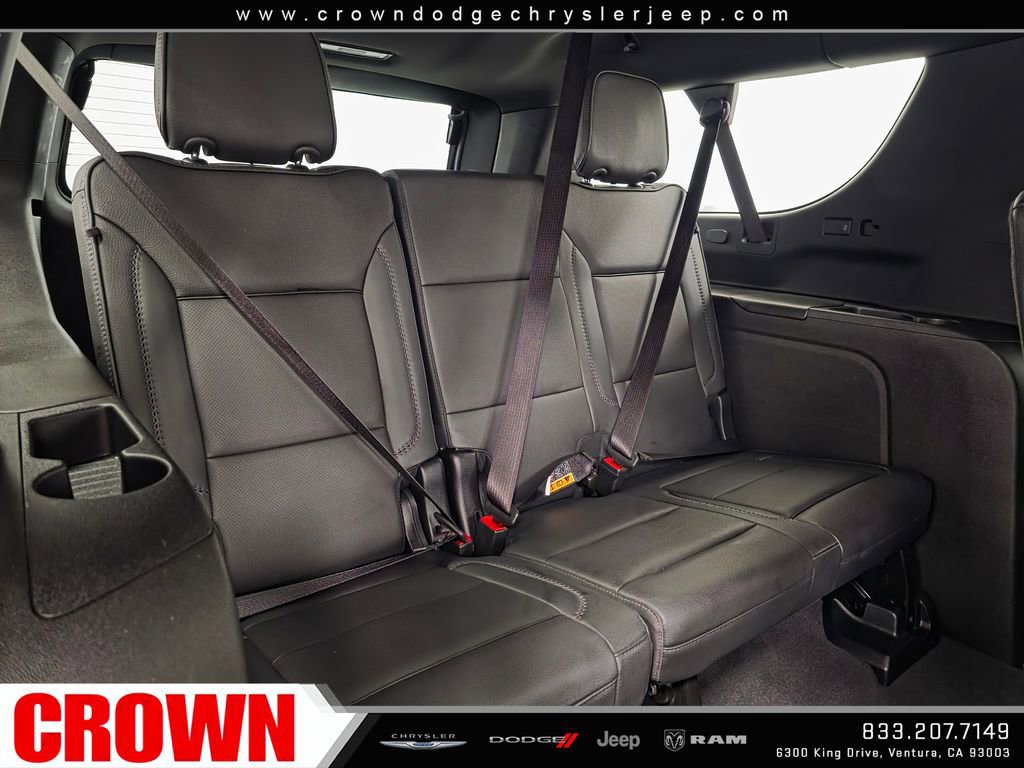 Used 2025 GMC Yukon XL Denali AWD/4WD image 16