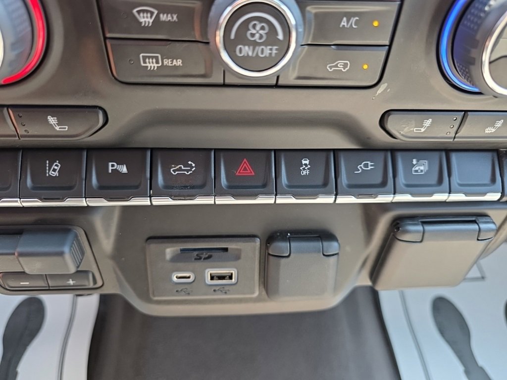 Used 2023 Chevrolet Silverado 2500 LT w/ Convenience Package image 32
