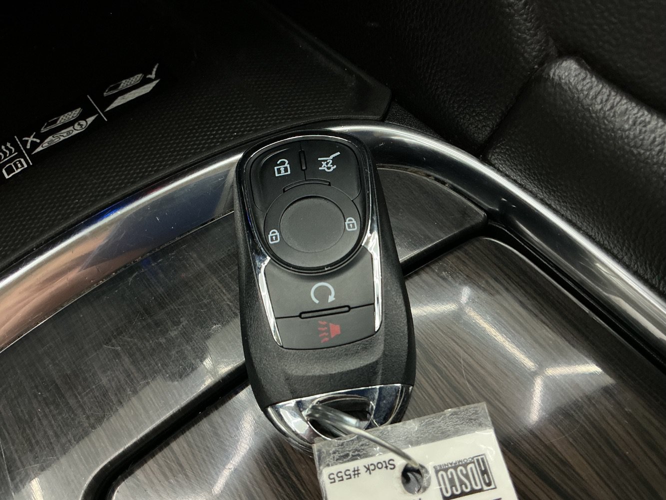 Used 2022 Buick Enclave Premium w/ Experience Buick Package FWD image 47