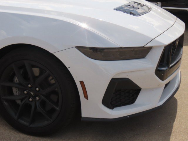 Used 2025 Ford Mustang GT Premium RWD image 5