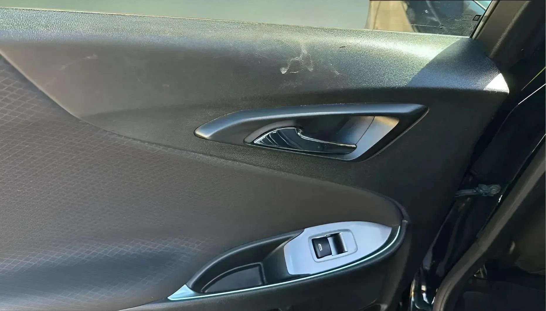 Used 2020 Chevrolet Malibu LT image 16