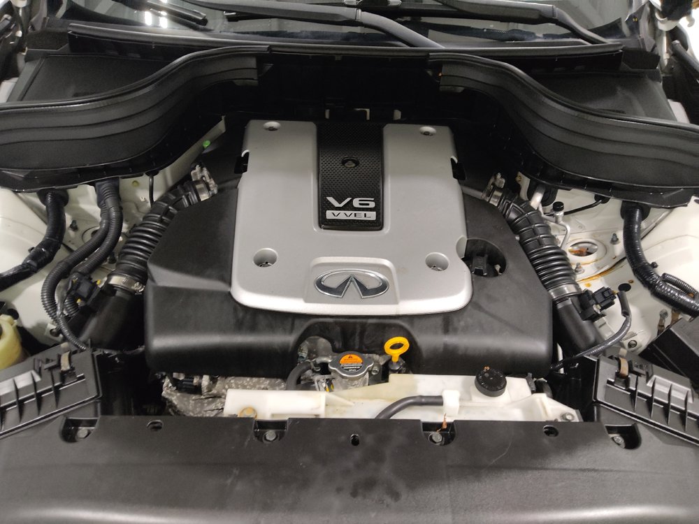 Used 2016 INFINITI QX50 AWD w/ Deluxe Touring Package image 30