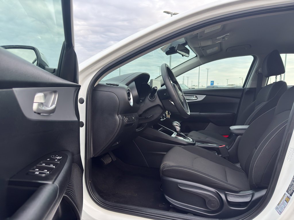 Used 2024 Kia Forte LXS image 10