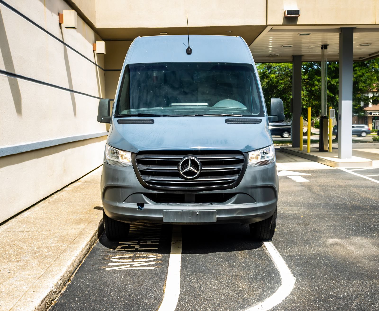 Used 2019 Mercedes-Benz Sprinter 170 video 2