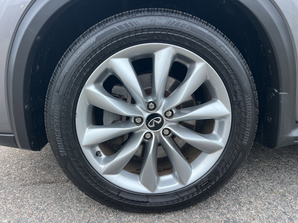 Used 2022 INFINITI QX50 Luxe image 11