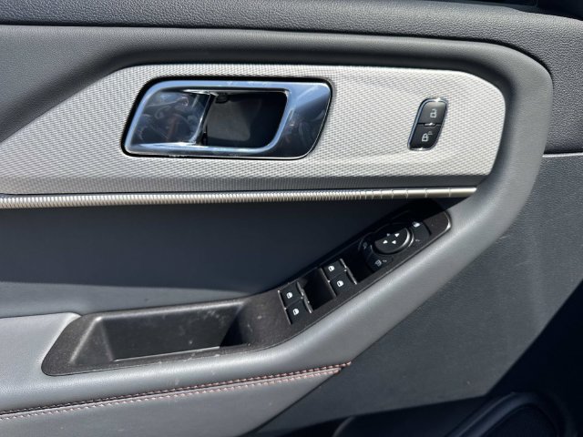 New 2027 Ford Explorer Active w/ Active Comfort Package RWD image 20