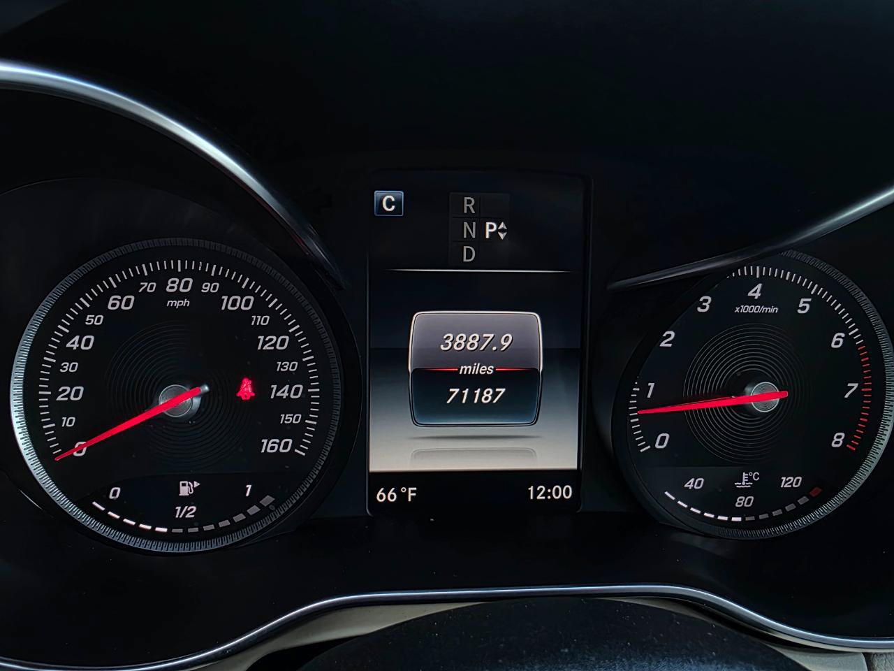 Used 2017 Mercedes-Benz C 300 4MATIC Sedan image 27