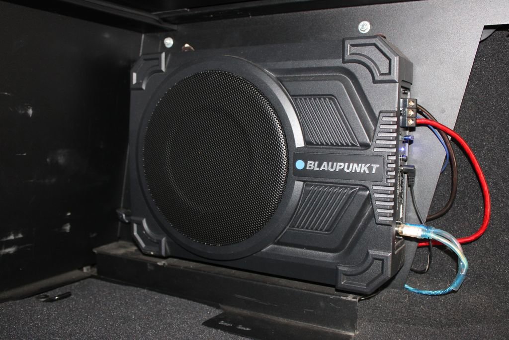 Used 2010 Jeep Wrangler Unlimited Sport image 30