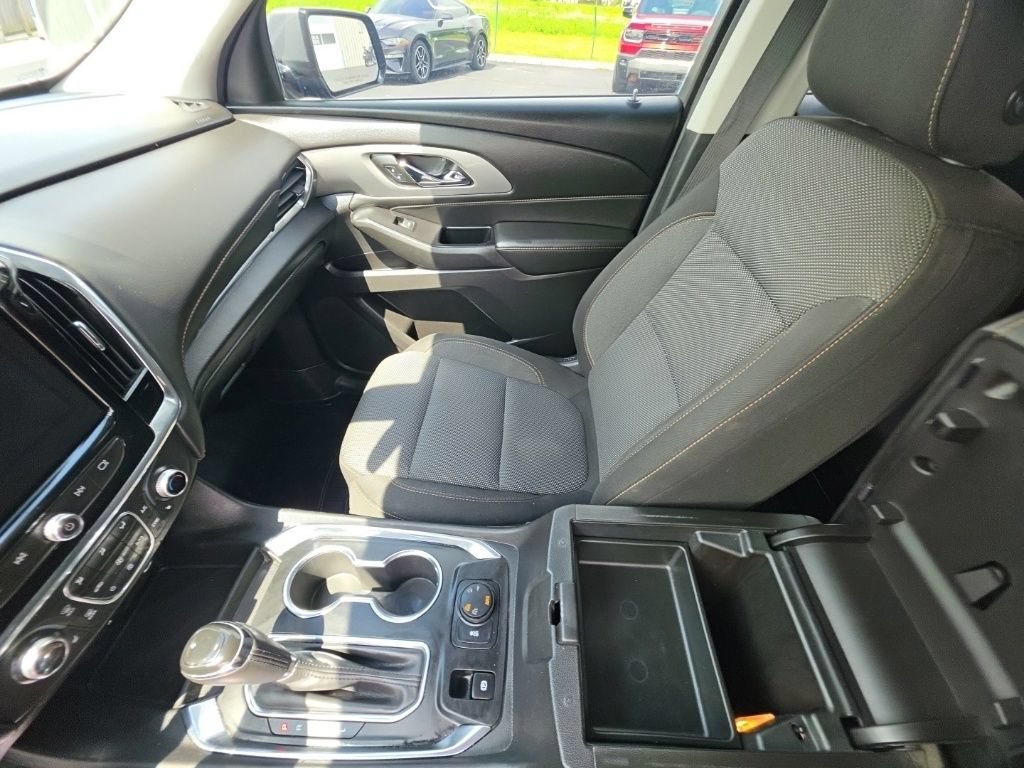 Used 2019 Chevrolet Traverse LT AWD/4WD image 24