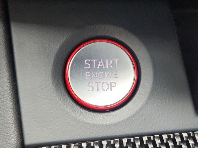 Used 2022 Audi SQ5 Premium Plus w/ Premium Plus Package image 16