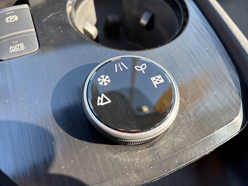 Certified 2026 Nissan Rogue SV AWD/4WD image 33